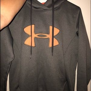 Grey under amour sweatshirt
